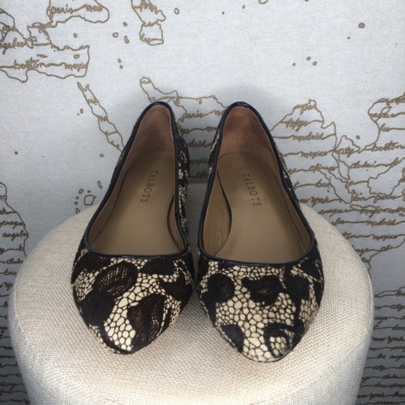 Talbots Size 6.5 Wide Calf Hair Lace Print Leather Pointed Toe Flats - Picture 3 of 13